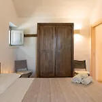 Trullo Eughenea Con Piscina 別荘 オストゥーニ