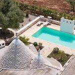 別荘 Trullo Eughenea Con Piscina オストゥーニ