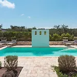 Trullo Eughenea Con Piscina 別荘 *