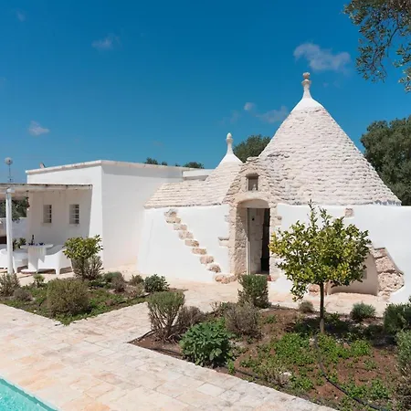 Trullo Eughenea Con Piscina