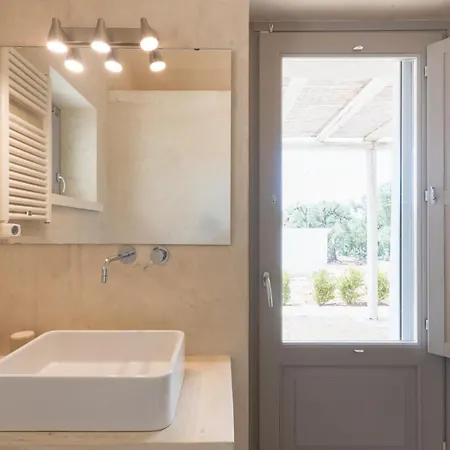 בית נופש Trullo Eughenea Con Piscina