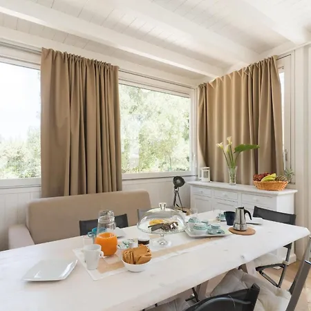 Trullo Eughenea Con Piscina *