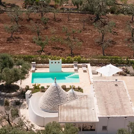 Trullo Eughenea Con Piscina