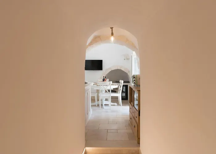 Trullo Eughenea Con Piscina * Ostuni